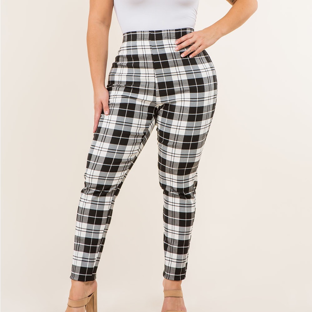 Plus Size Plaid Pant